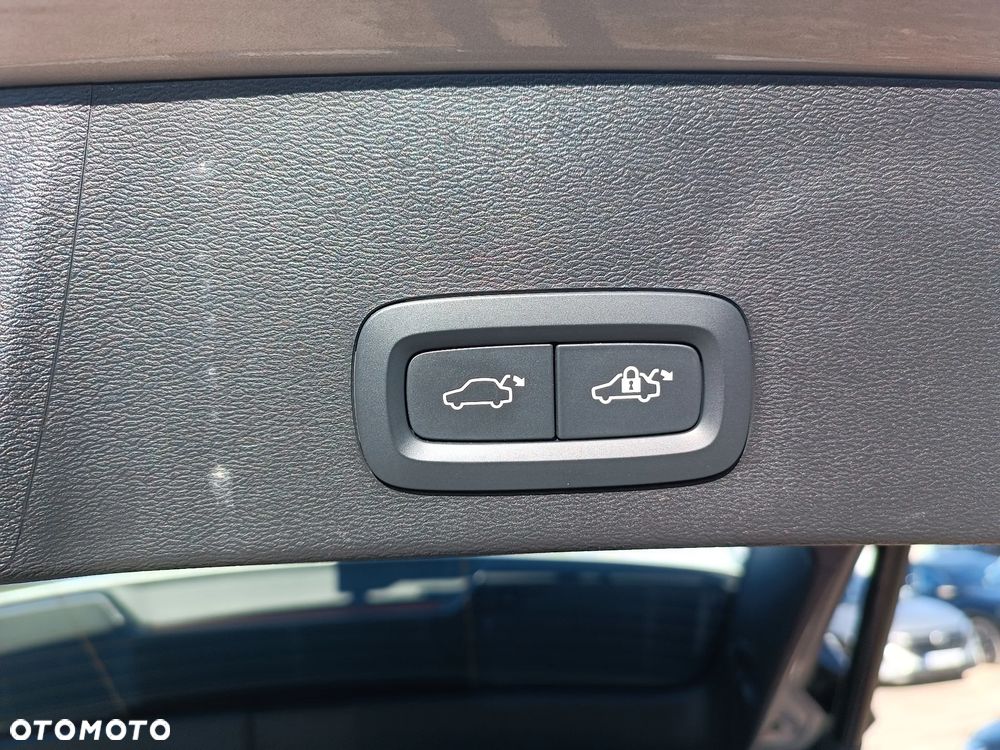 Volvo XC 40 T2 Core - 19