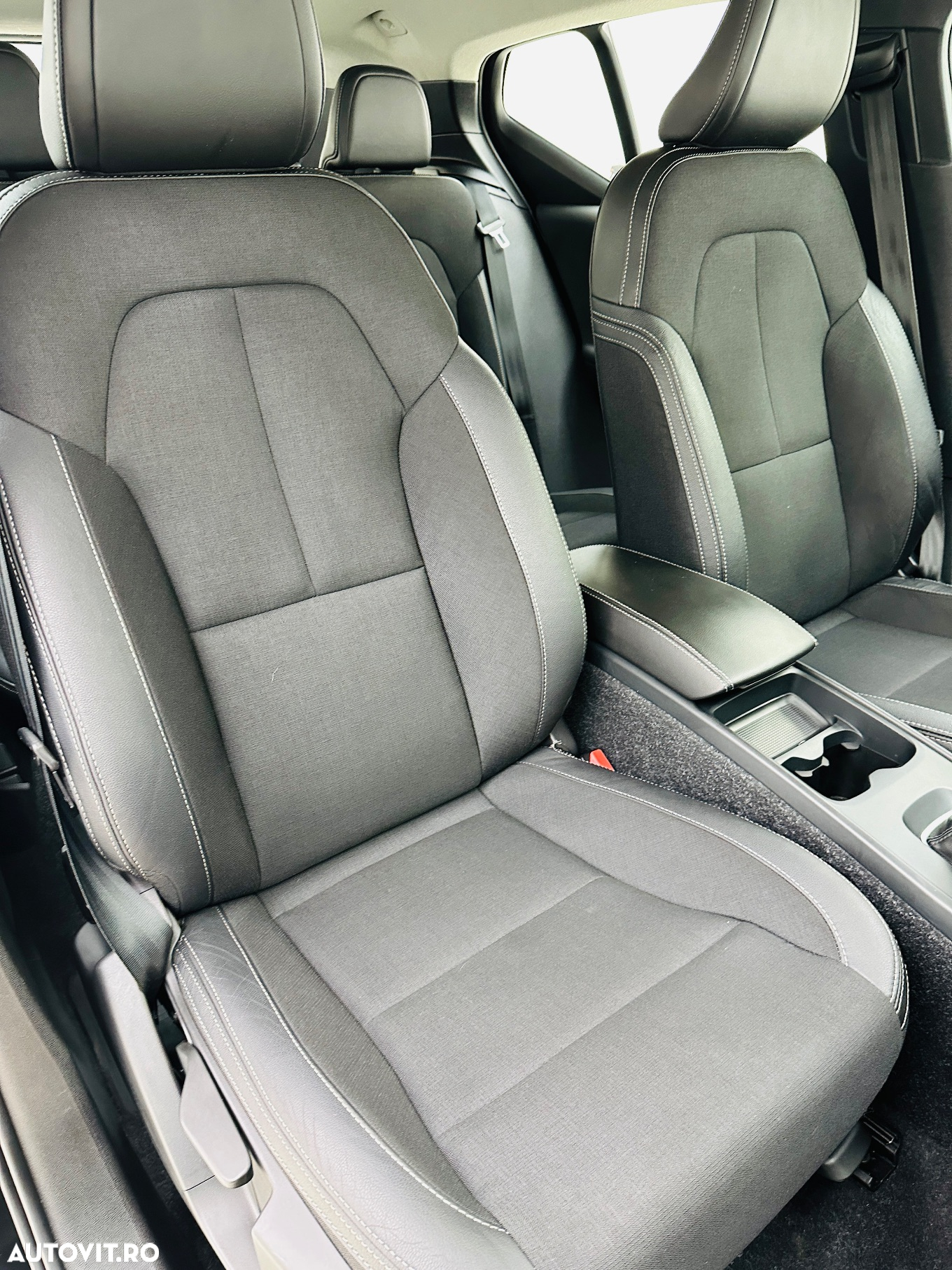 Volvo XC 40 - 20