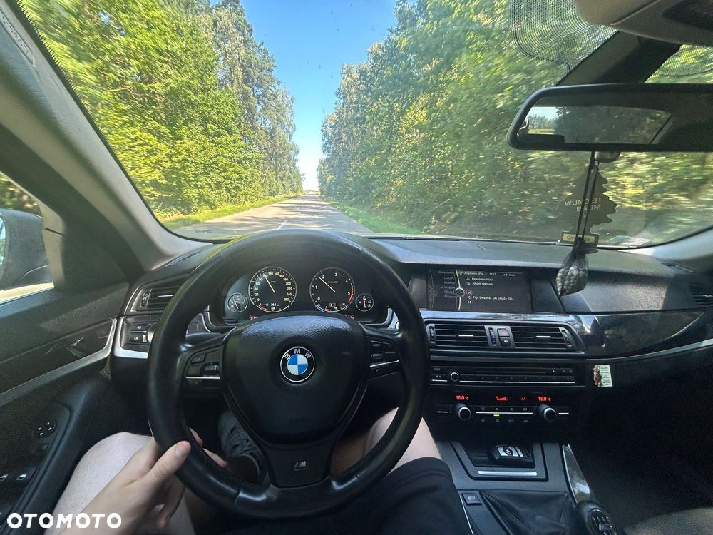BMW Seria 5 520d - 10