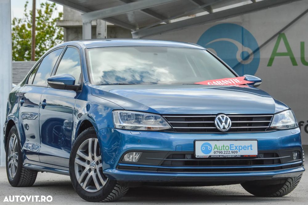 Volkswagen Jetta 2.0 TDI Comfortline - 26