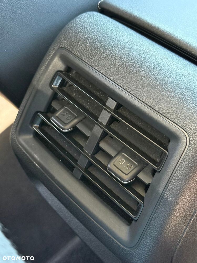 Volkswagen Tiguan 2.0 TDI Life DSG - 27