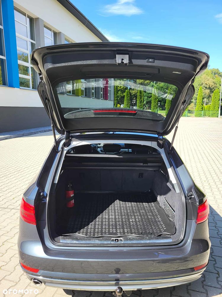 Audi A4 Avant 2.0 TDI Sport S tronic - 31