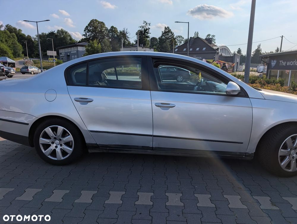 Volkswagen Passat - 5