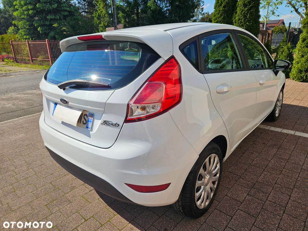 Ford Fiesta - 8