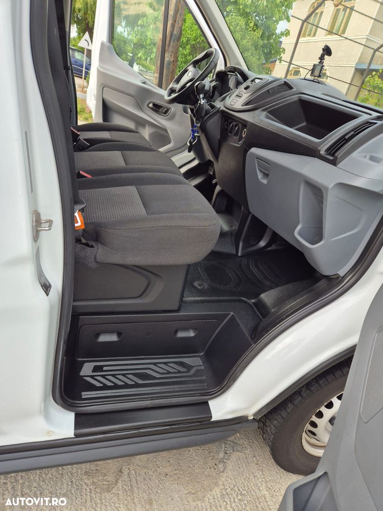 Ford Transit - 8