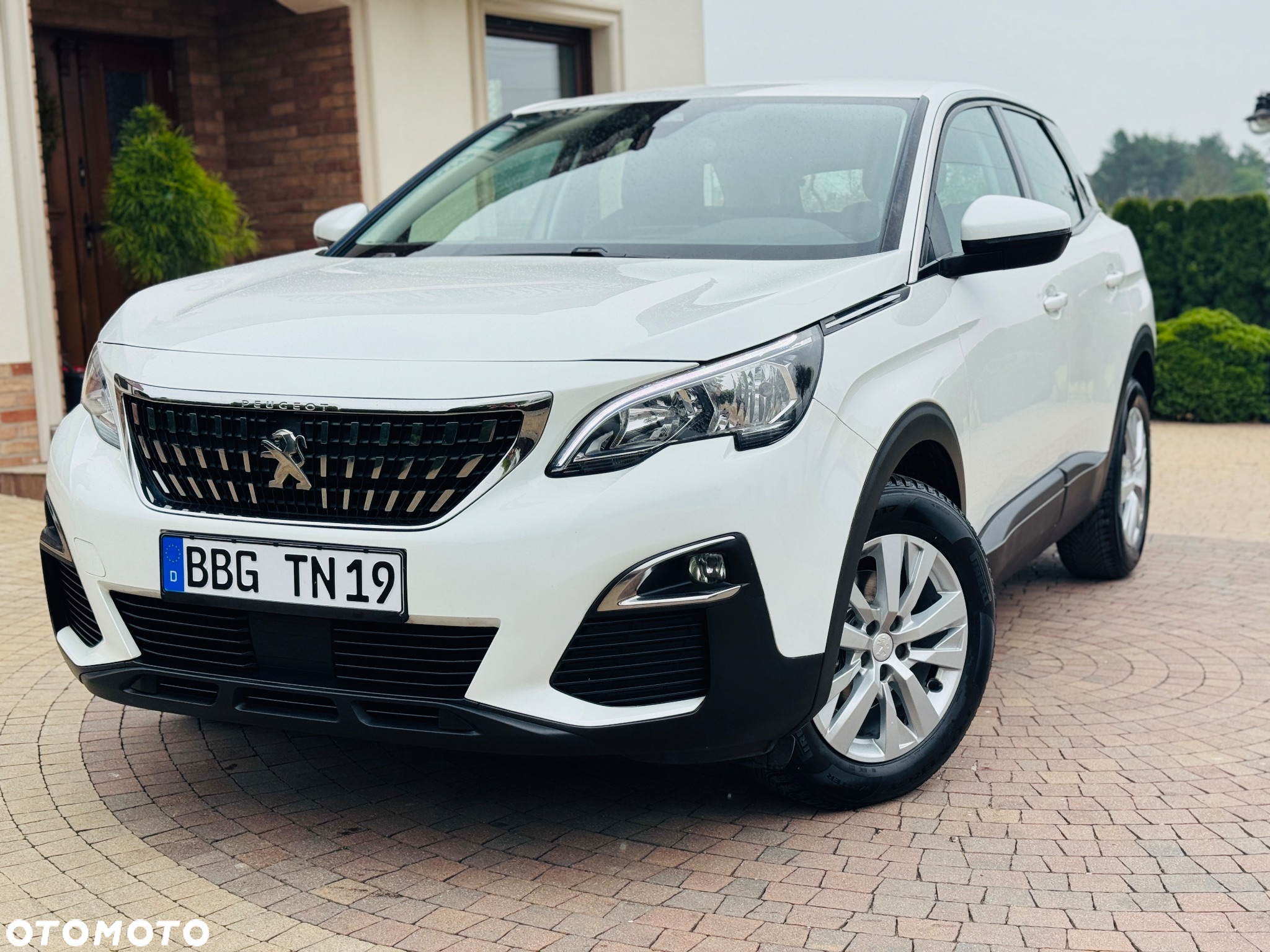 Peugeot 3008 BlueHDi 130 Stop & Start EAT8 Active Business-Paket - 24