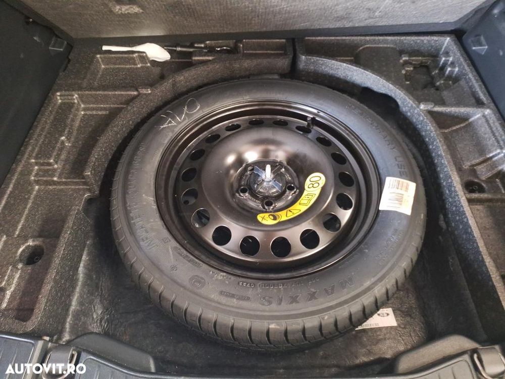 Ford Kuga 1.6 EcoBoost 2x4 Titanium - 10