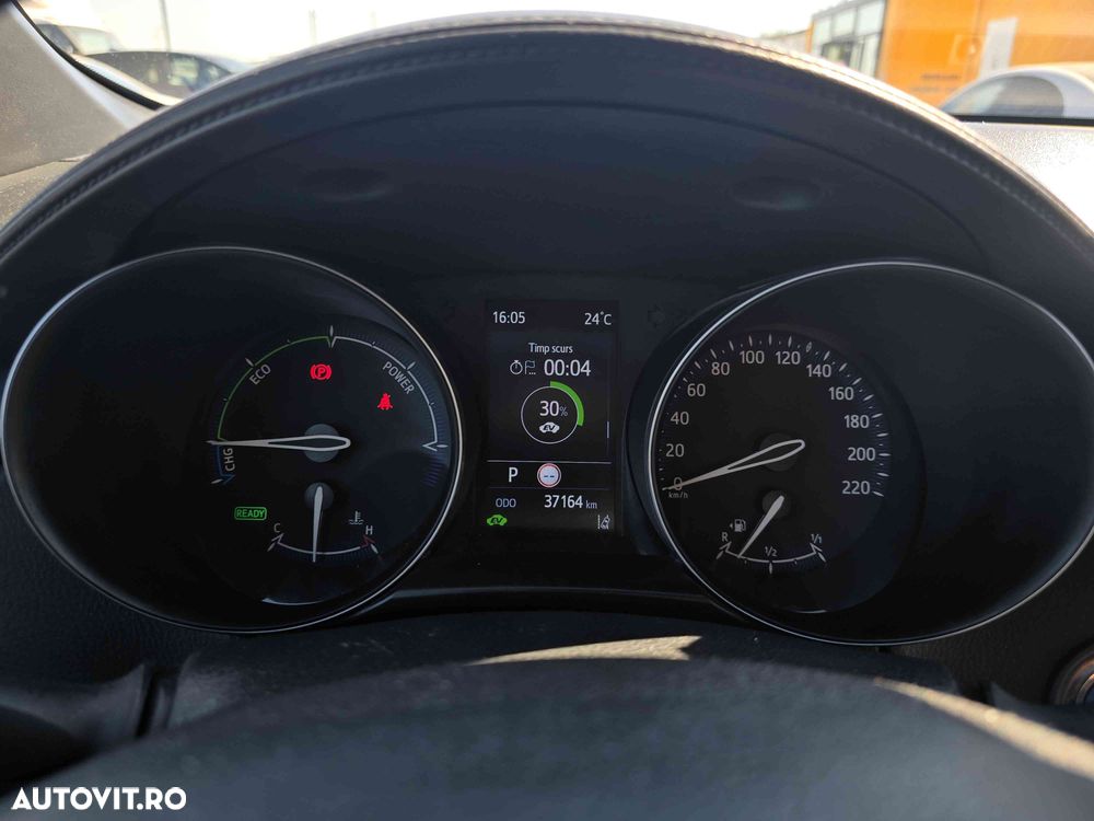 Toyota C-HR - 12
