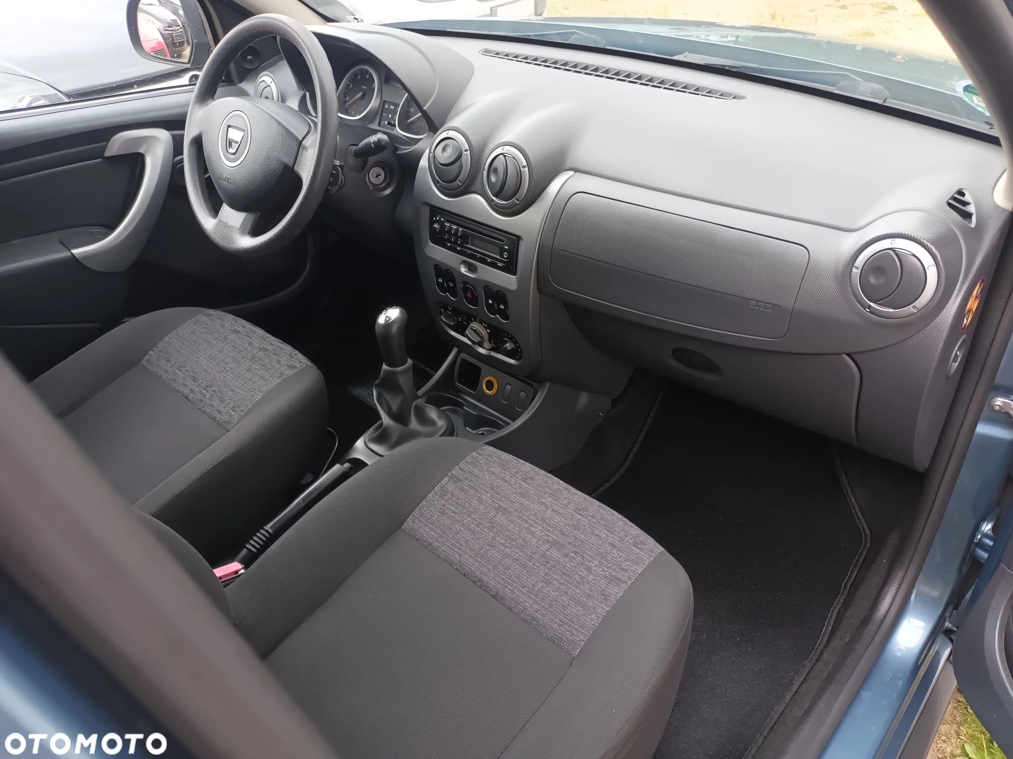 Dacia Duster 1.6 - 14