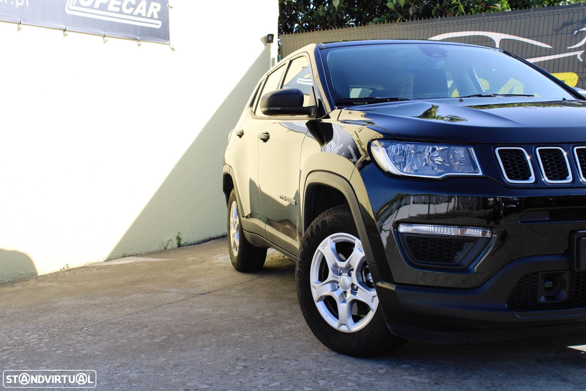 Jeep Compass 1.3 T Sport - 12