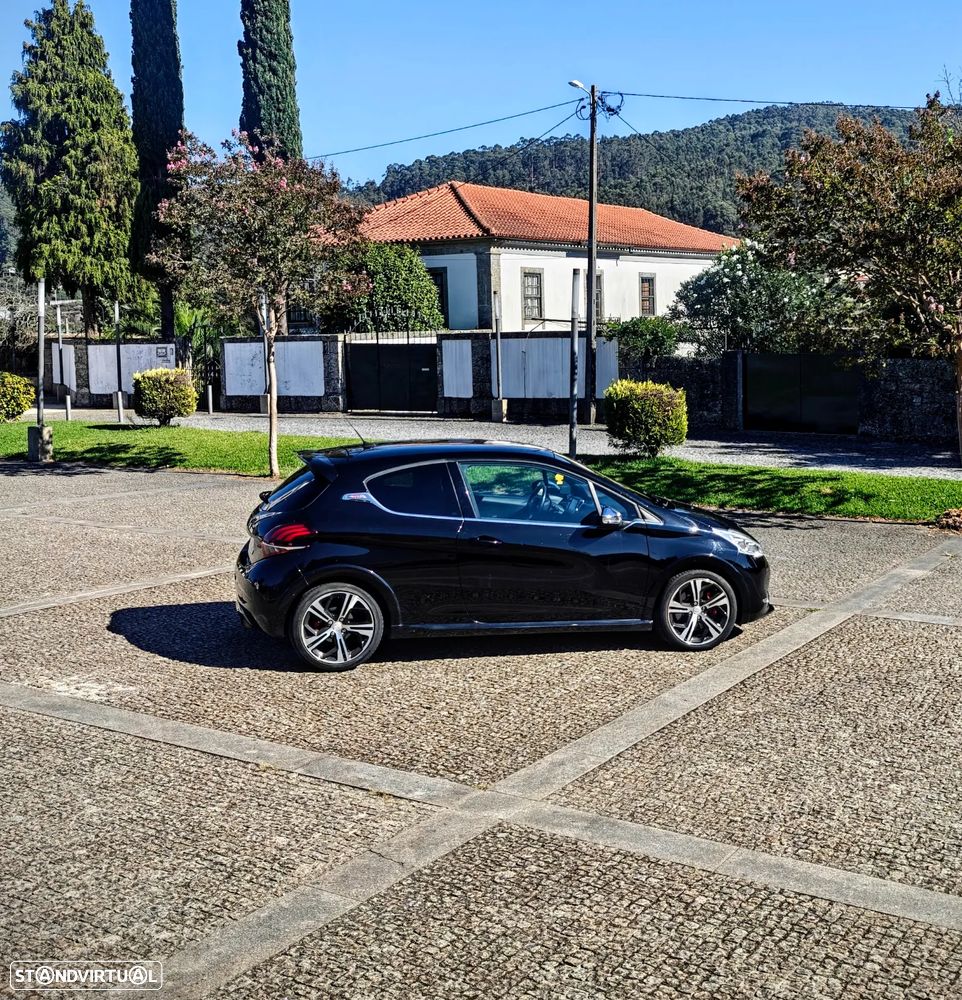 Peugeot 208 1.6 THP GTi - 30