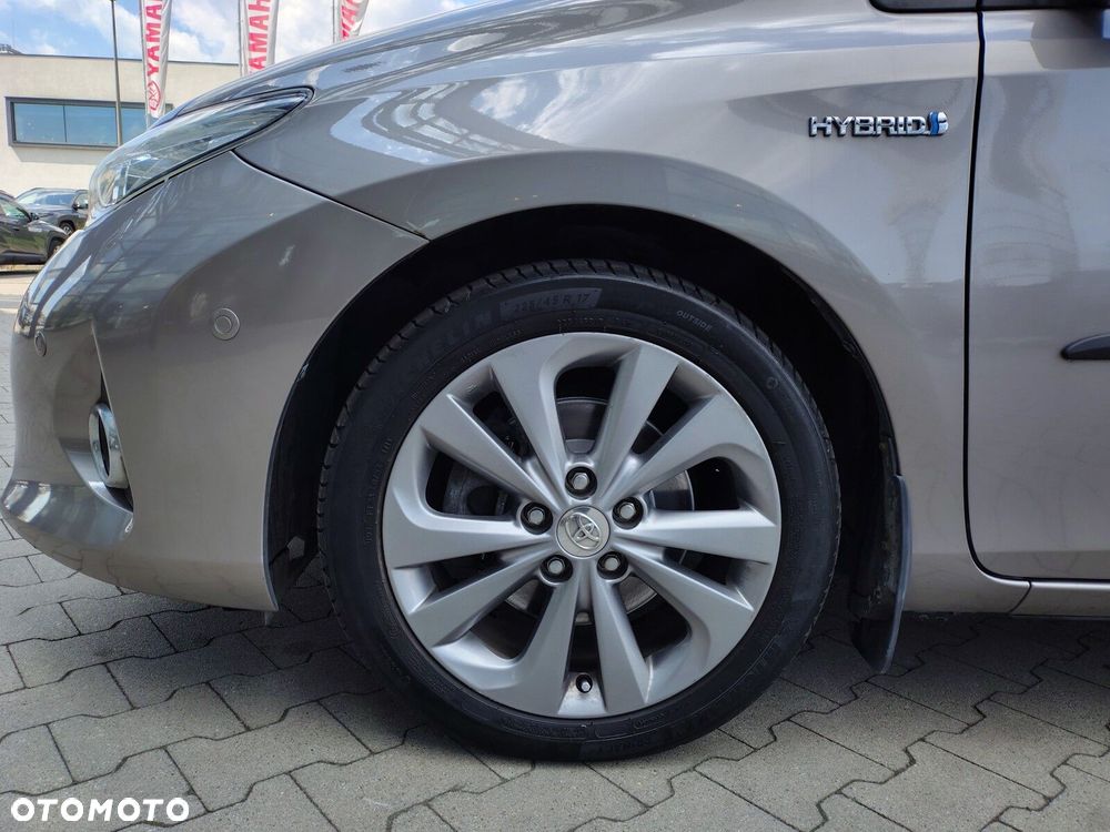 Toyota Auris Hybrid 135 Premium - 11
