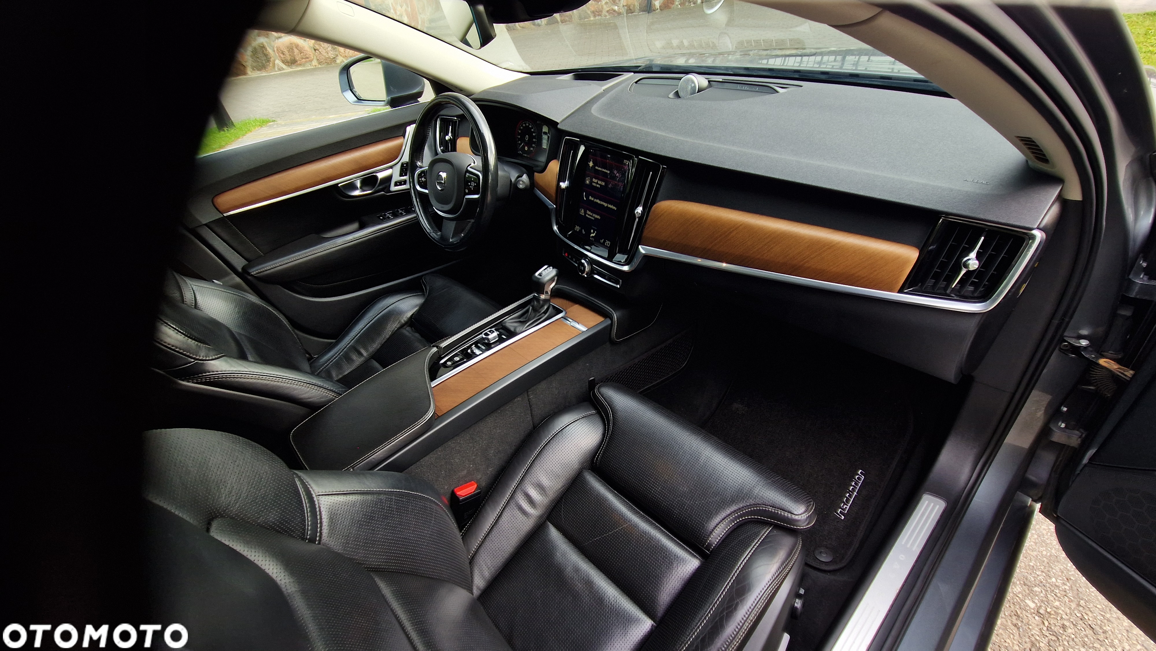 Volvo V90 D4 Inscription - 28