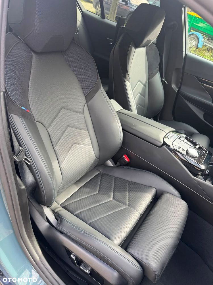 BMW Seria 5 520i mHEV - 3