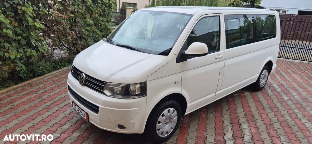 Volkswagen Caravelle - 3