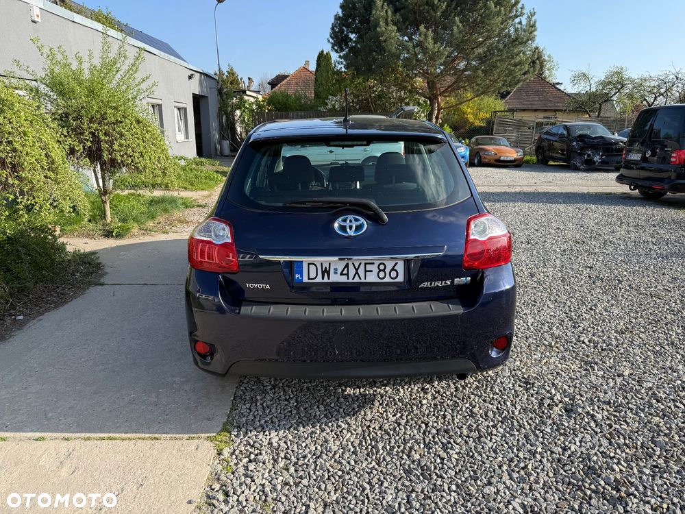 Toyota Auris - 4