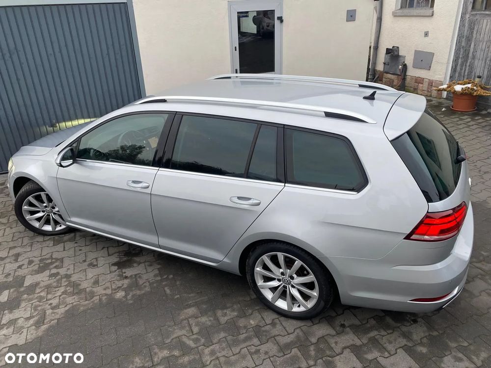 Volkswagen Golf 2.0 BlueTDI DSG Highline - 10