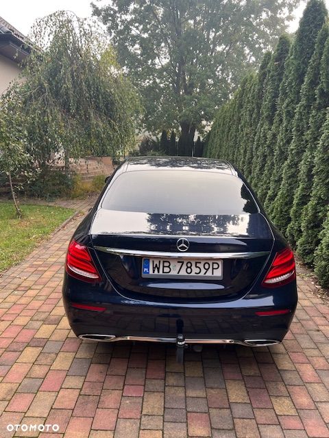 Mercedes-Benz Klasa E 220 d 9G-TRONIC - 16