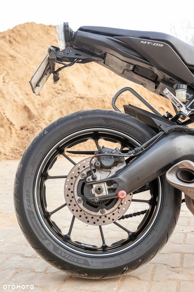 Yamaha MT - 30