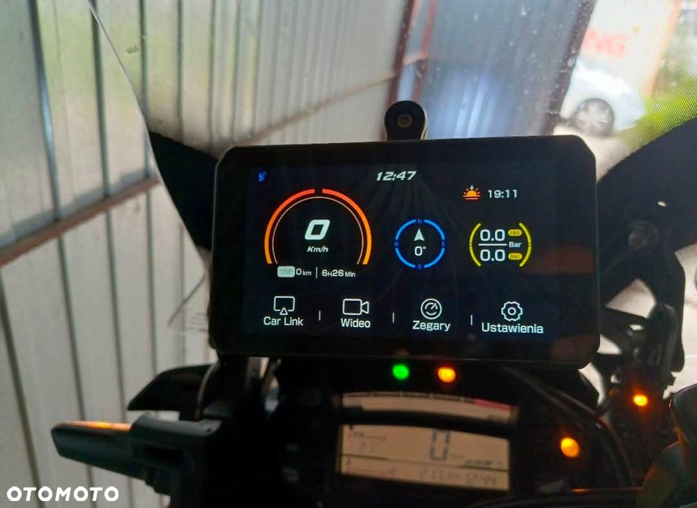 Honda VFR - 8