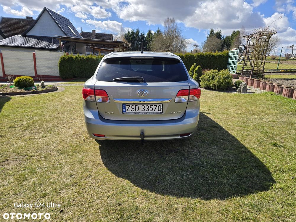 Toyota Avensis 1.8 Sol MS - 4