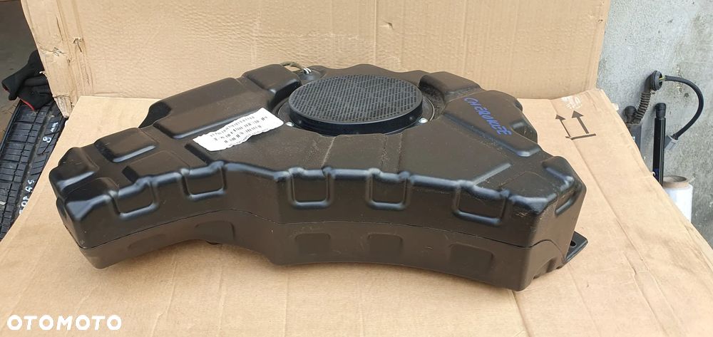 Głośnik basowy subwoofer Jeep Grand Cherokee 4 WK2 05064610AC - 2