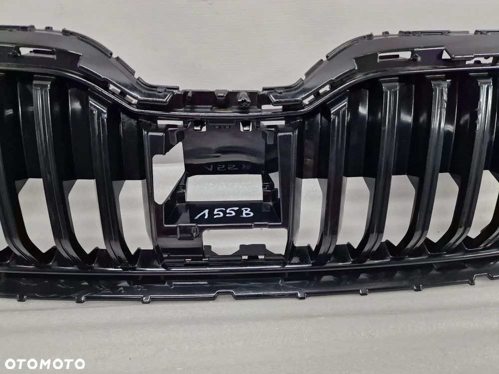 SKODA SUPERB III 3 LIFT 3V0 18- ATRAPA / GRILL PRZEDNI PRZÓD , NR 3V0853653G / 3V0853653K , NR AUKCJI GL155 - 20