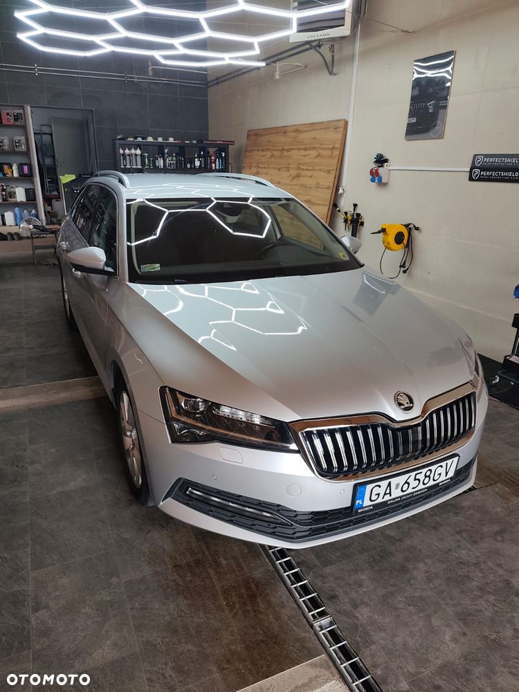 Skoda Superb 1.5 TSI Ambition DSG - 19