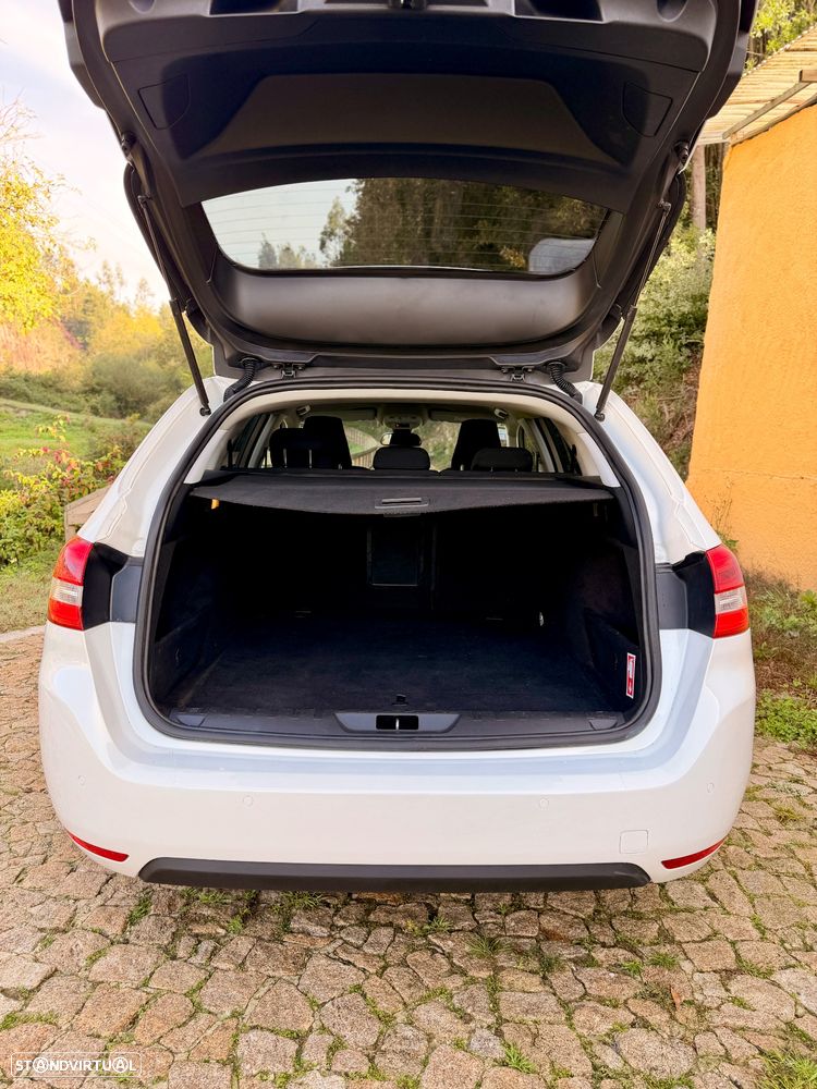 Peugeot 308 SW - 6