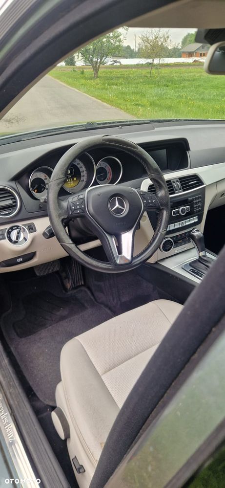 Mercedes-Benz Klasa C 220 CDI BlueEff 4-Matic Elegance - 5