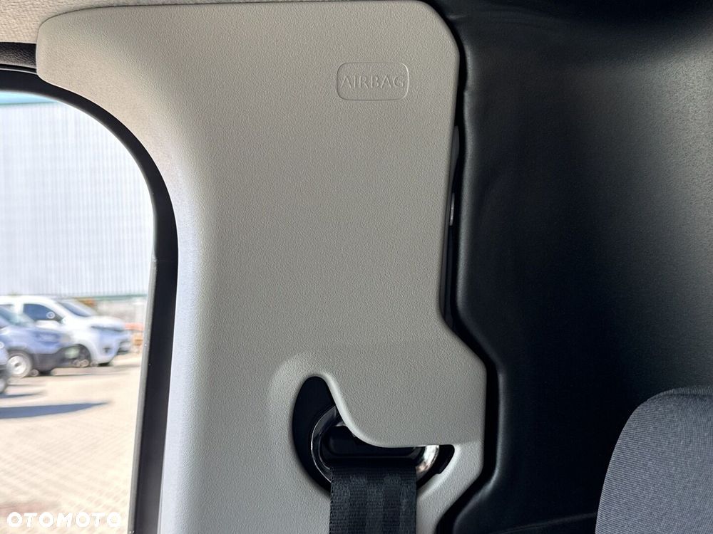 Toyota PROACE CITY - 21