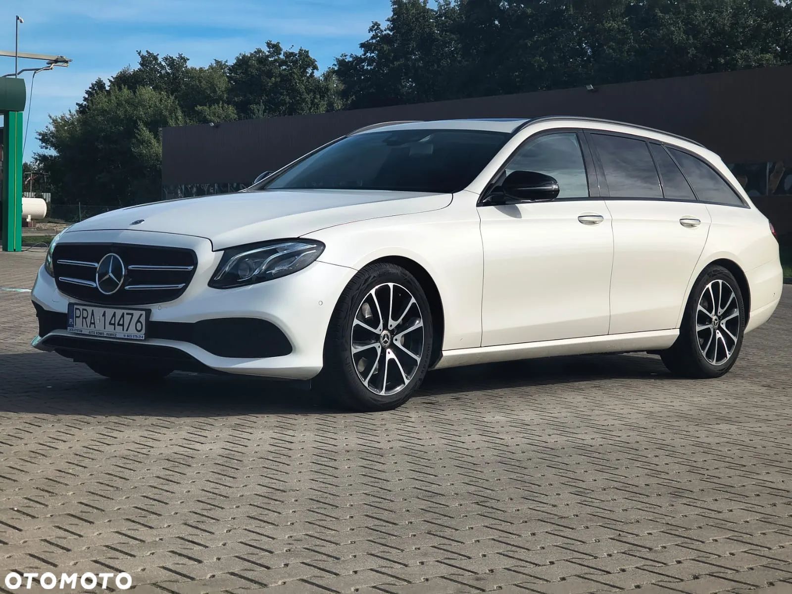 Mercedes-Benz Klasa E 300 d 9G-TRONIC - 1