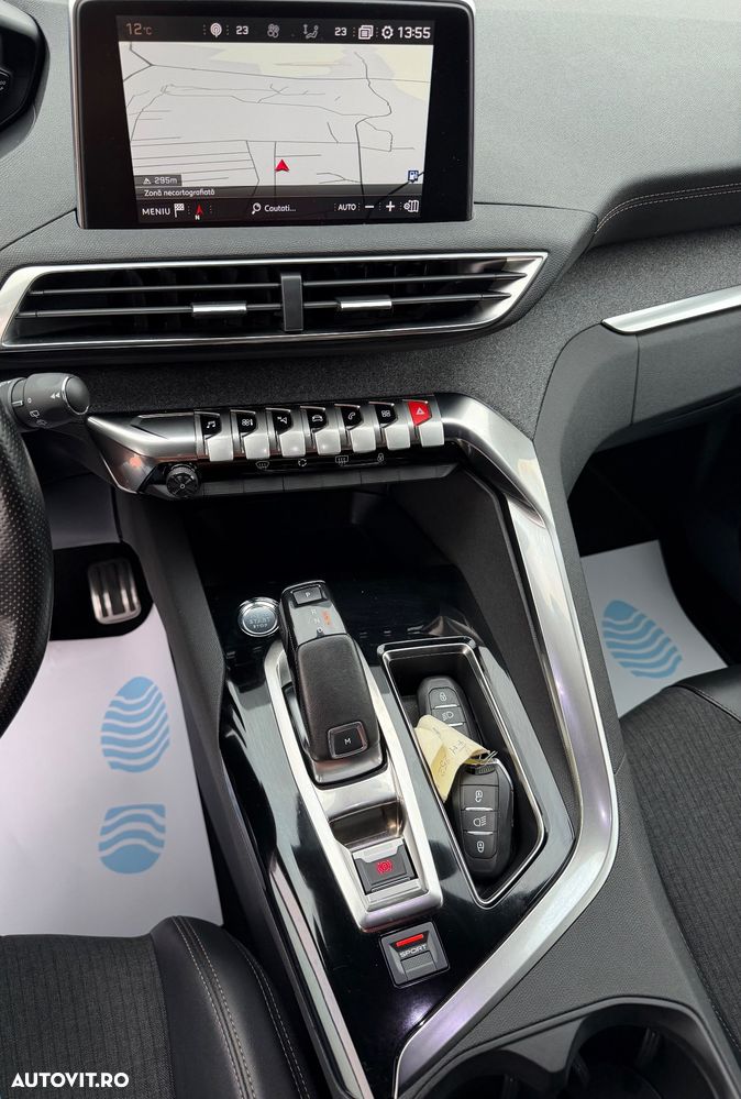 Peugeot 5008 1.6 Puretech Turbo s&s EAT8 GT-Line - 26