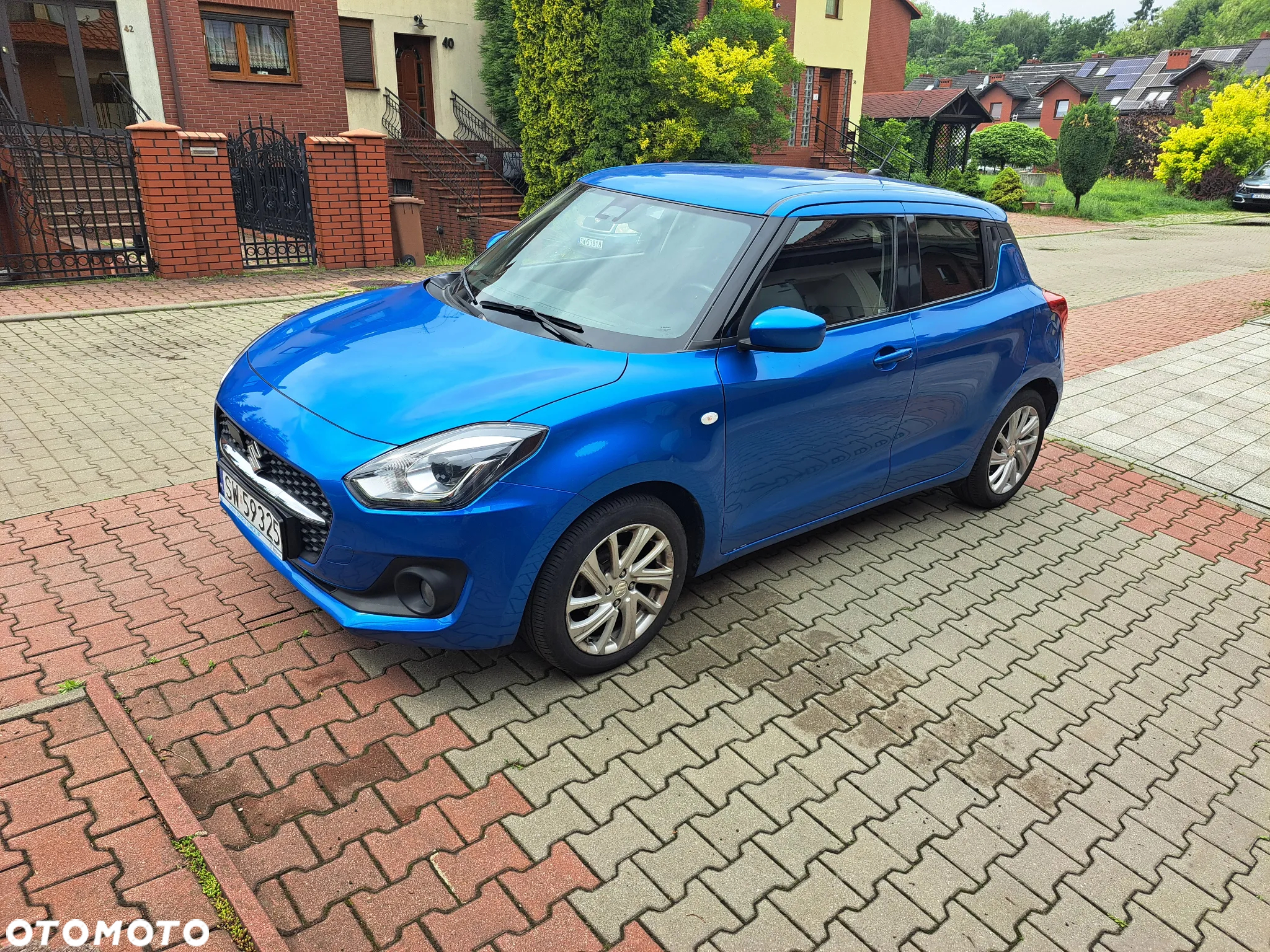 Suzuki Swift 1.2 Premium Plus CVT - 9