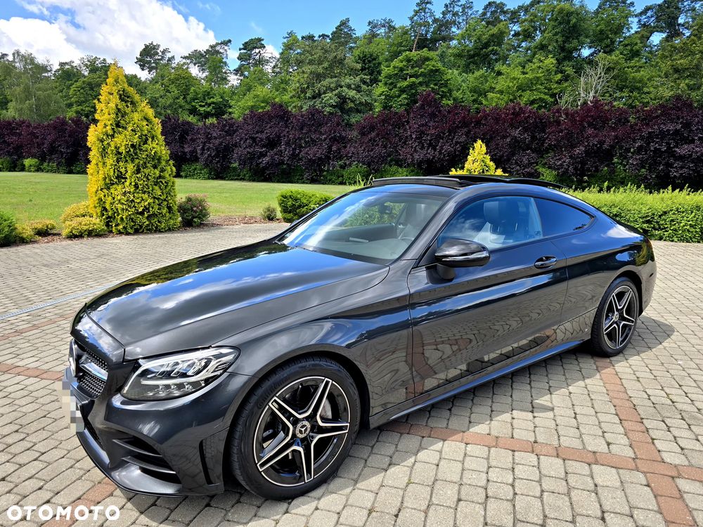 Mercedes-Benz Klasa C 300 4MATIC 9G-TRONIC - 26