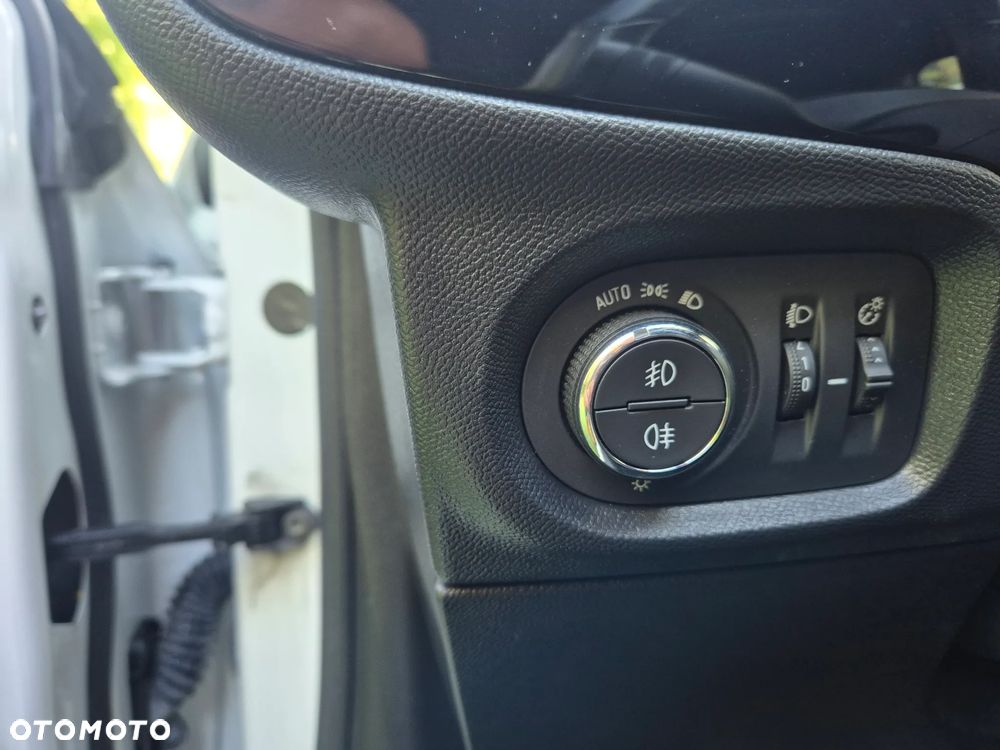 Opel Corsa 1.2 Direct Injection Turbo GS - 16