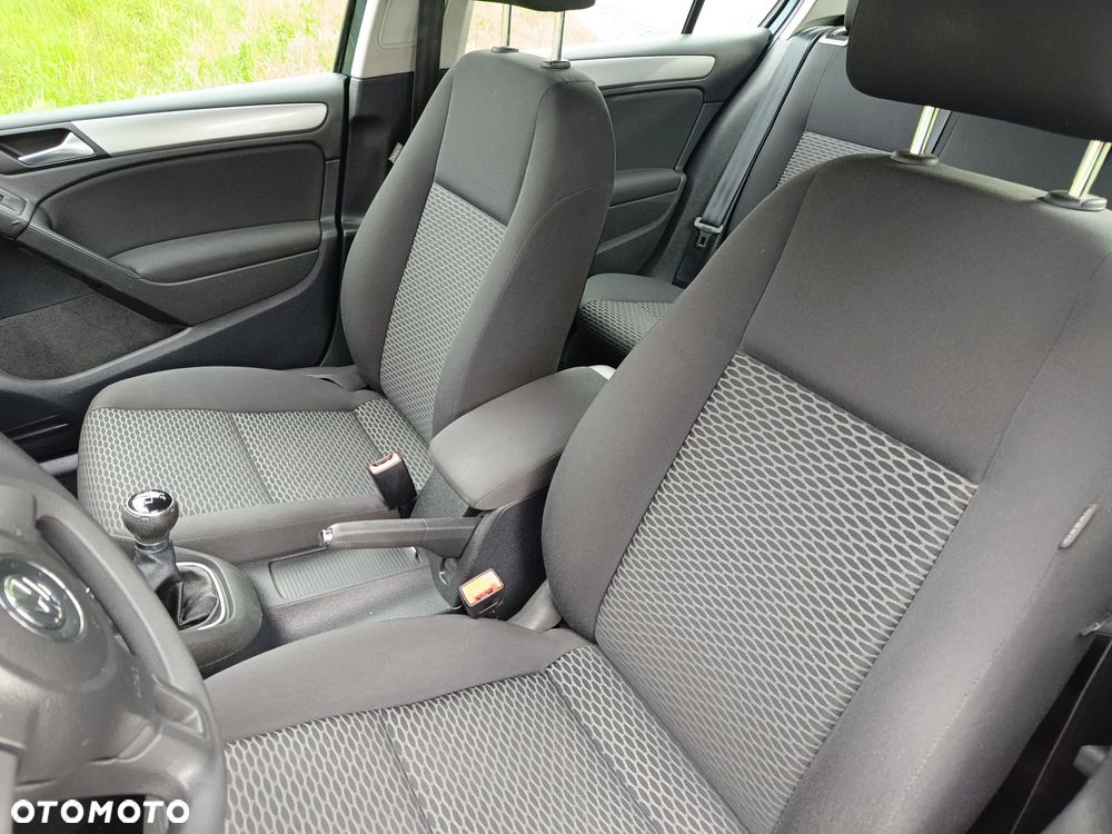 Volkswagen Golf 1.6 TDI BlueMotion Technology Comfortline - 30