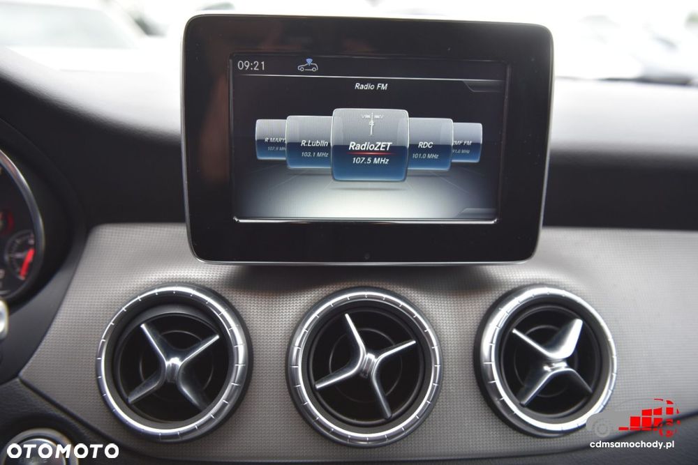 Mercedes-Benz CLA - 28
