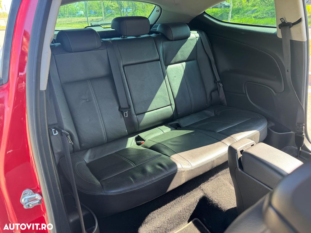 Opel Astra 1.6 Turbo - 15