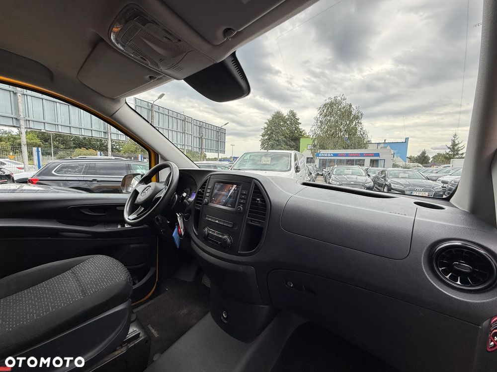 Mercedes-Benz eVito LONG - 8