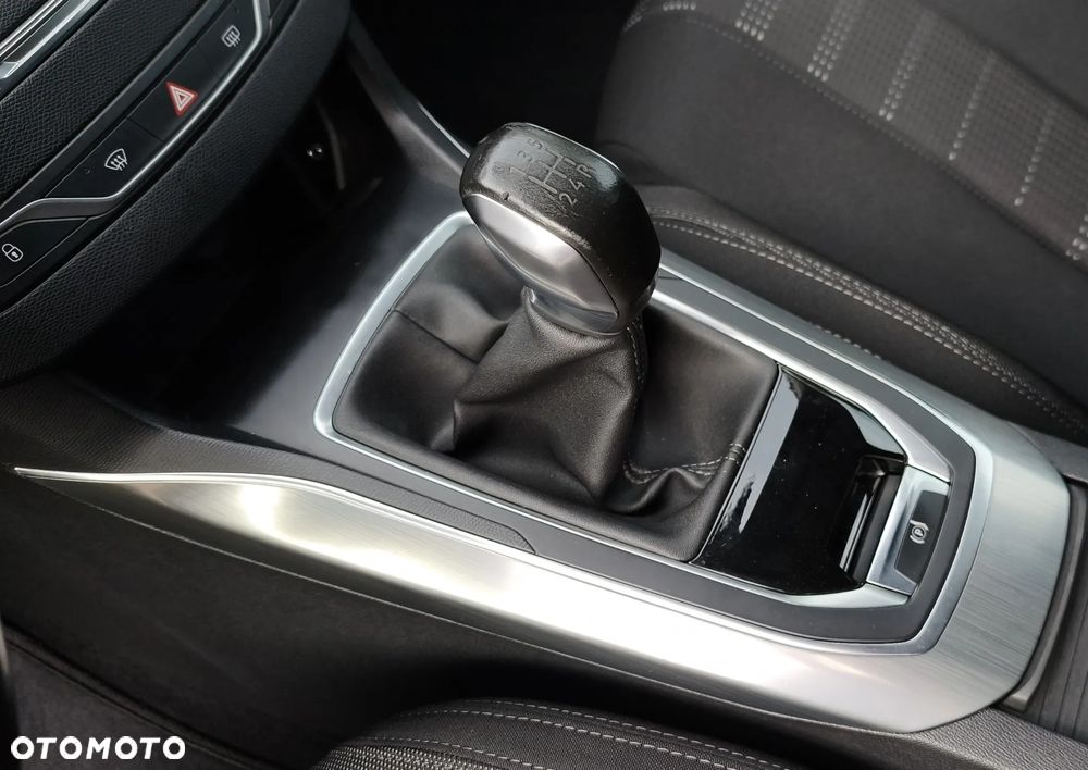 Peugeot 308 - 32