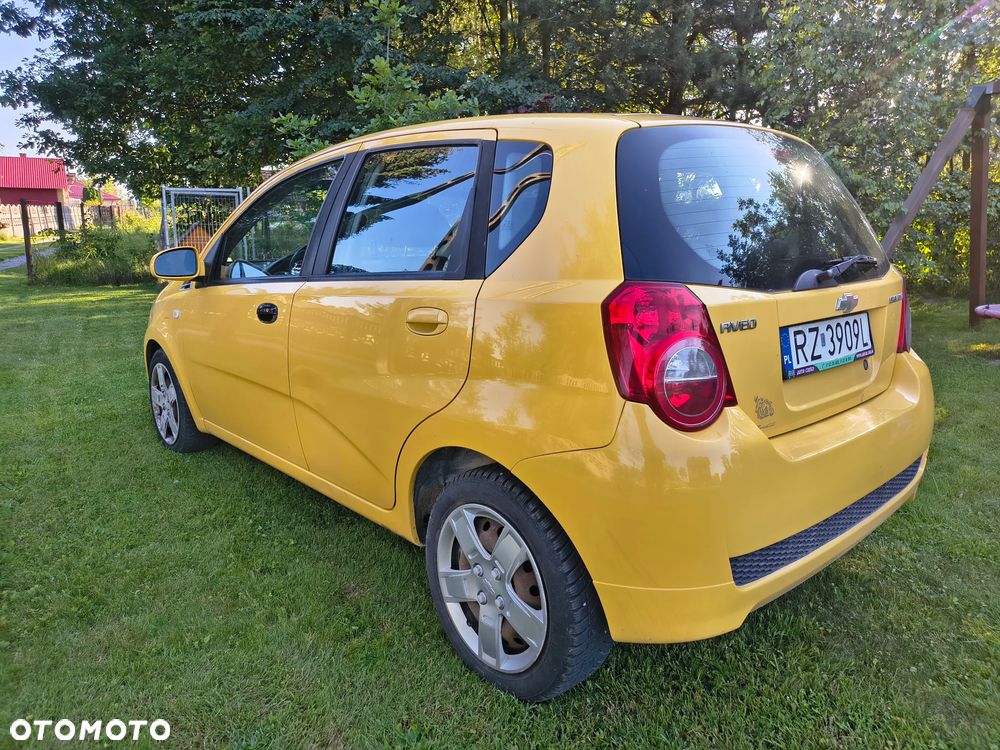 Chevrolet Aveo - 2
