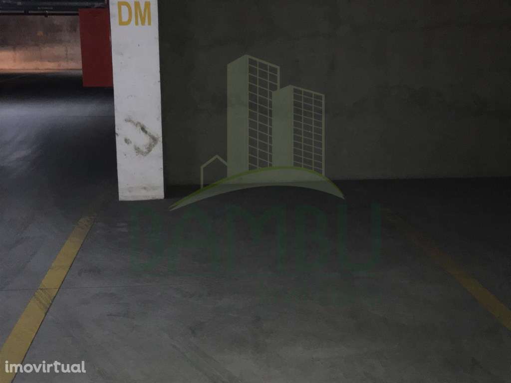 Lugar de garagem para venda em Valença - Grande imagem: 5/6