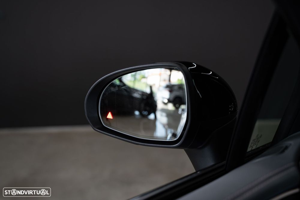 Mercedes-Benz EQE 300 Edition Electric Art - 12