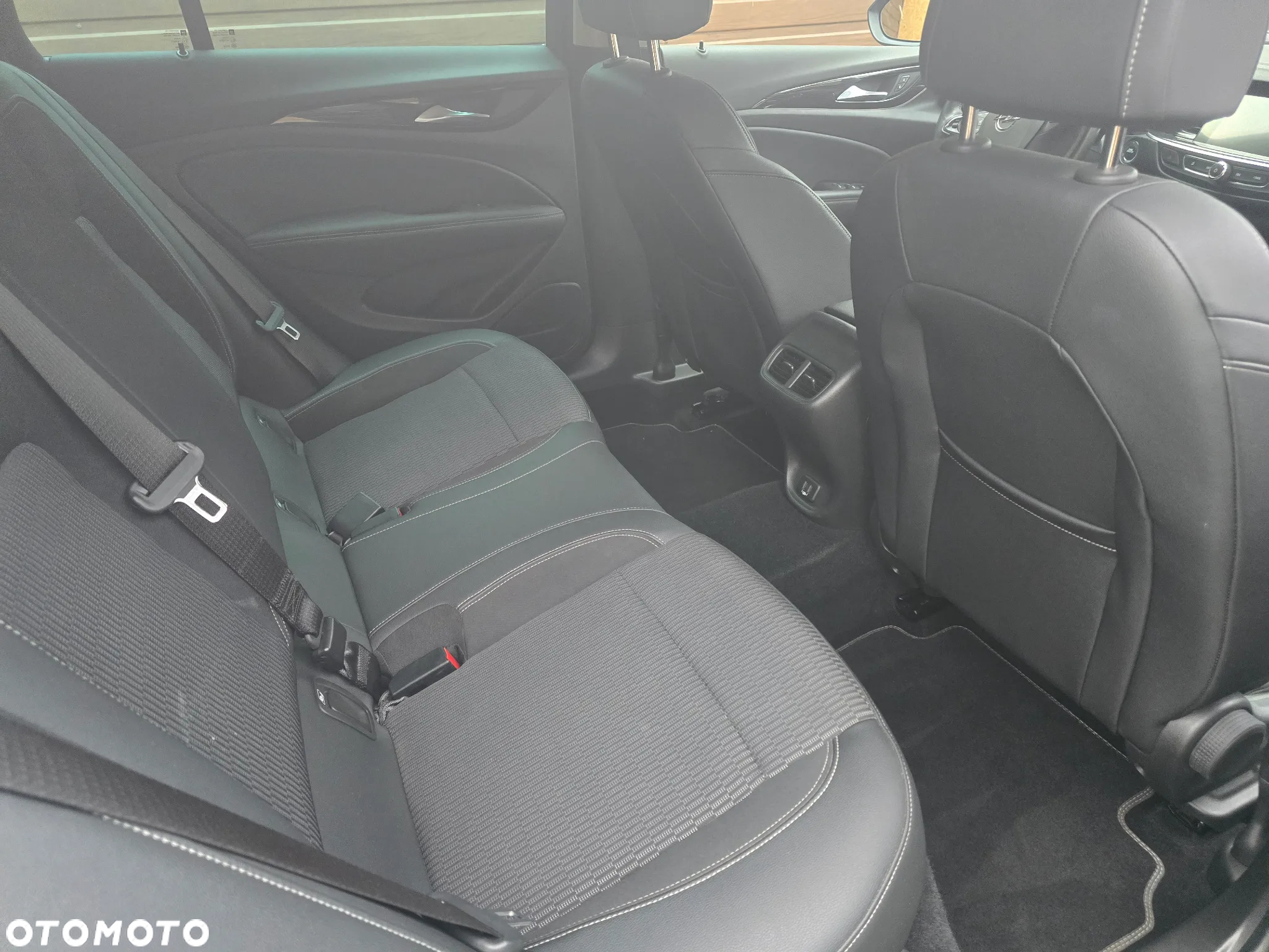 Opel Insignia 2.0 CDTI Ultimate S&S - 8
