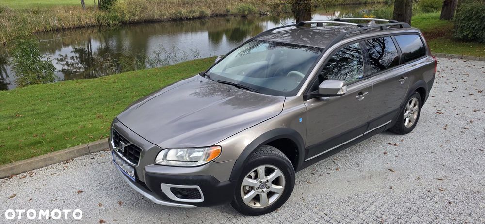 Volvo XC 70 - 1