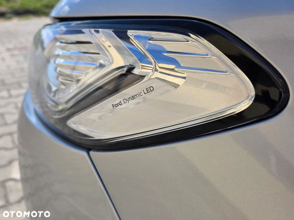 Ford Mondeo 2.0 TDCi Titanium PowerShift - 13