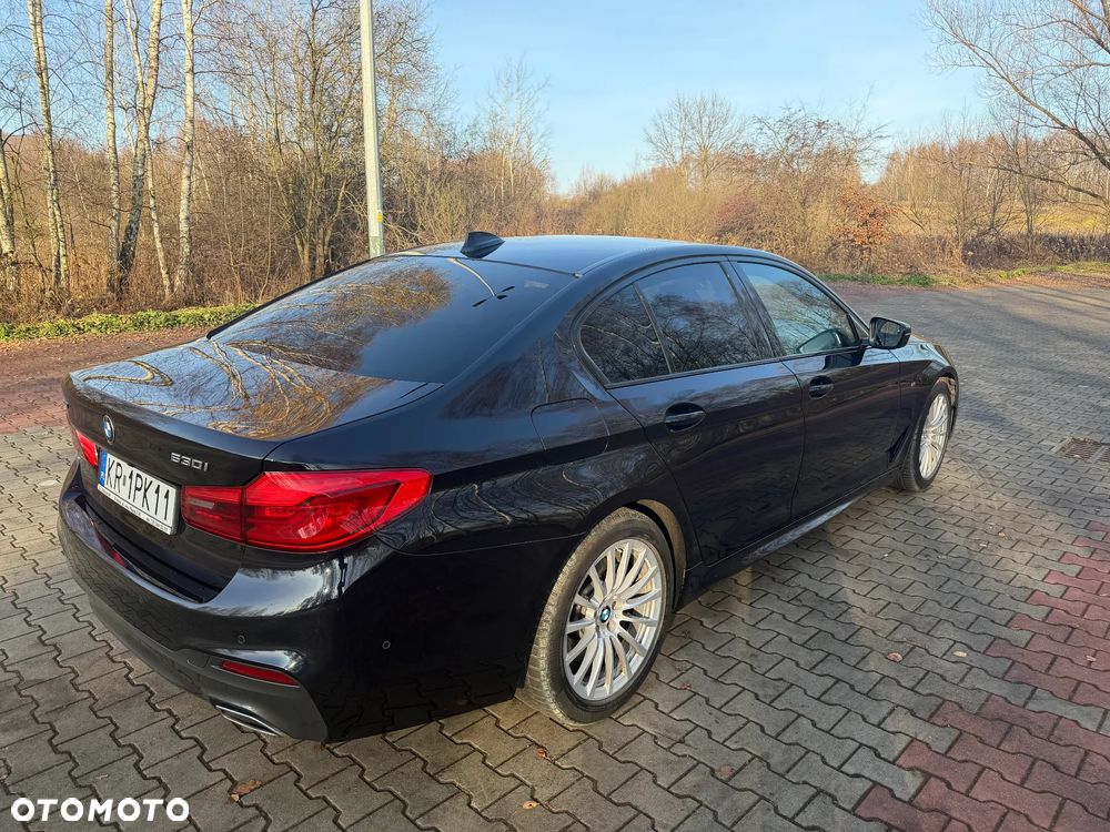 BMW Seria 5 530i xDrive M Sport sport - 3