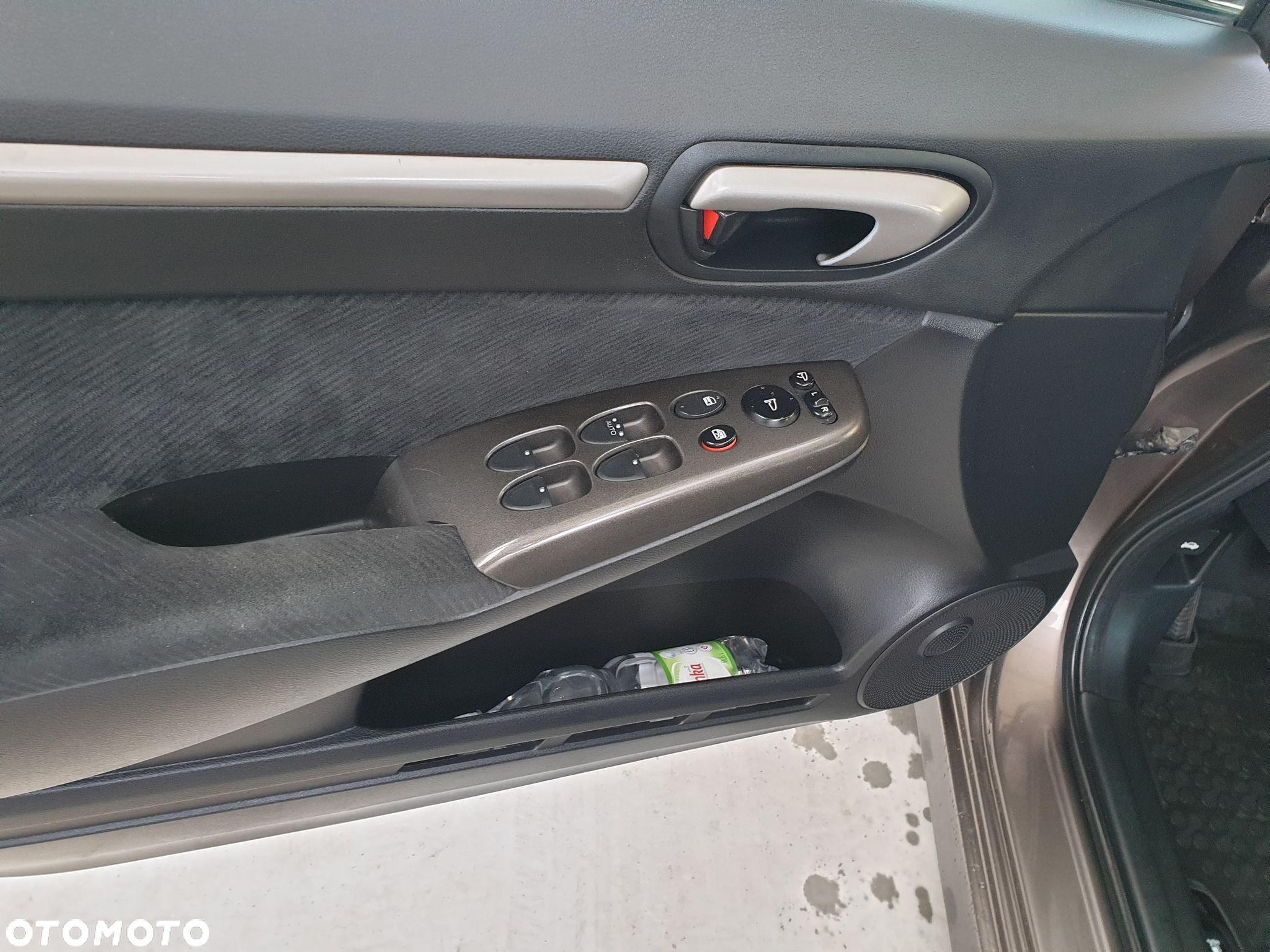 Honda Civic 1.8 Executive - 13