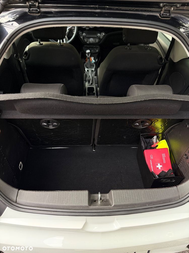 Opel Adam 1.2 - 15